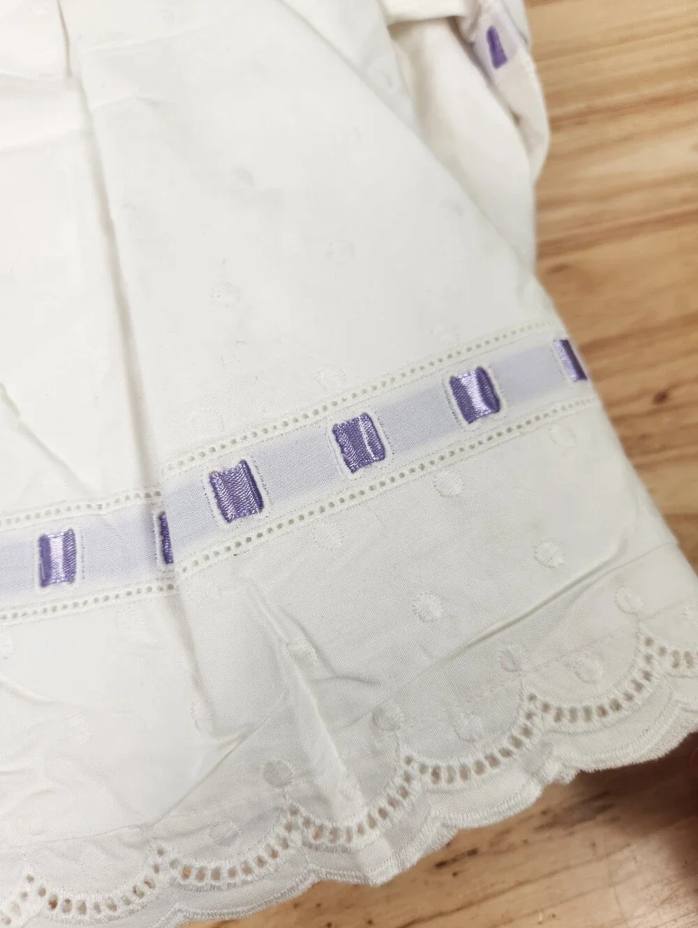 Pottery Barn Kids White Twin Bed Skirt New 13